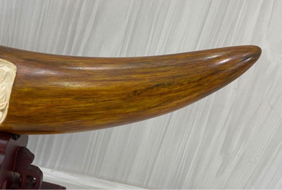 天然マンモス牙精巧な手作り彫刻童子戯弥勒 置物