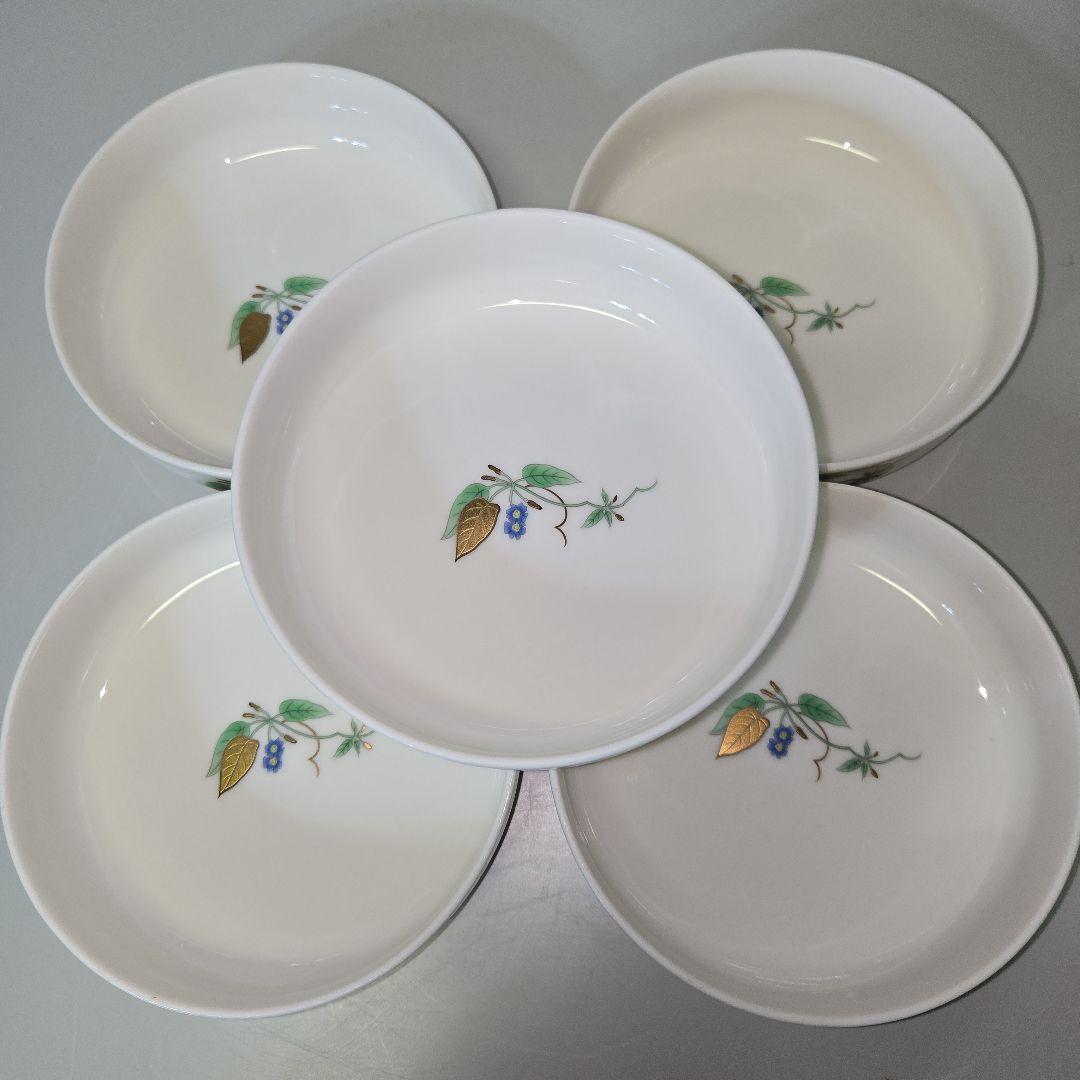 皿　時計　テーブルセンター他