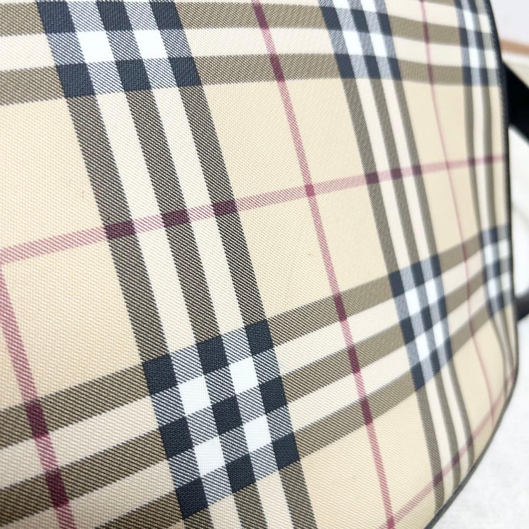 美品　バーバリーロンドン　ノバチェック　メッセンジャーバッグ　ショルダーバッグ