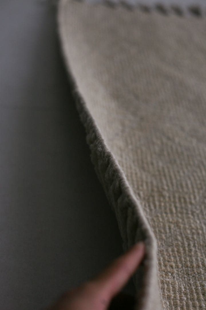 110×62 モロッコ　ベニワレン　新品　ウール　生成り　ホワイト