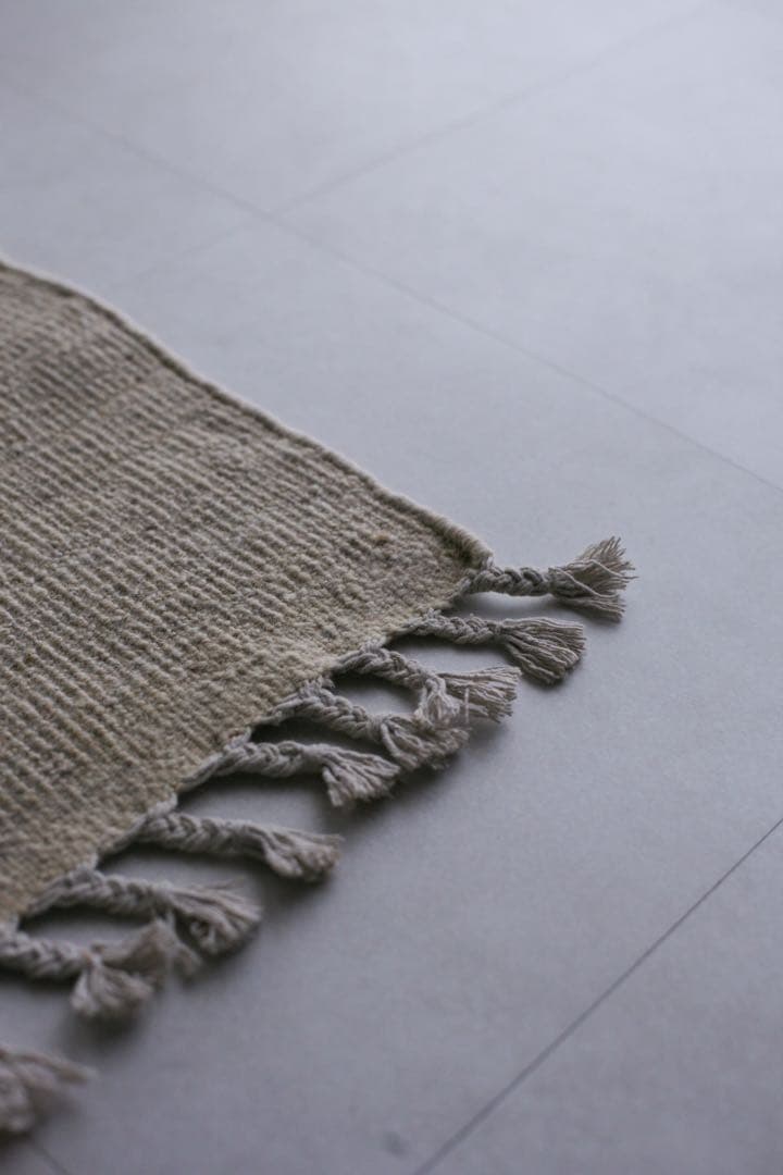 110×62 モロッコ　ベニワレン　新品　ウール　生成り　ホワイト