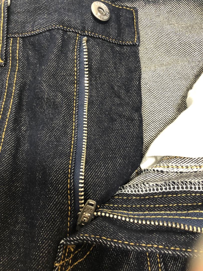 PRANK PROJECTスタッズデニムパンツ