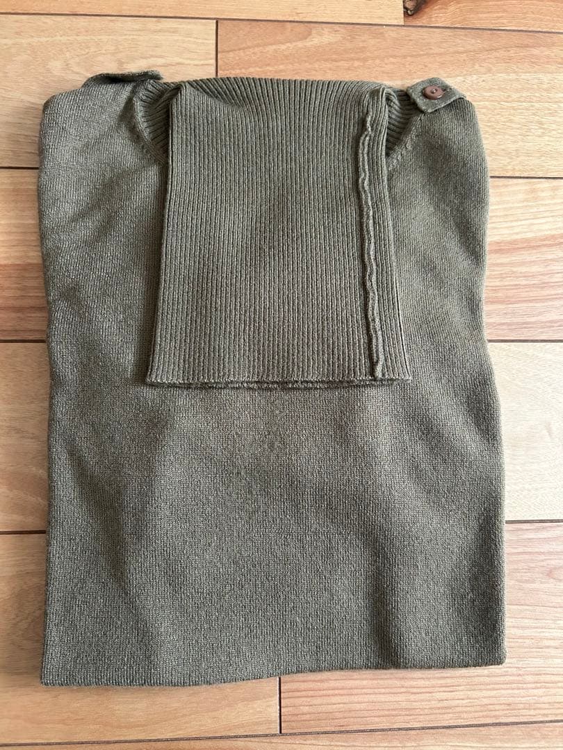 高級品　☆超美品☆ タートルセーター　２枚セット　色違い　M