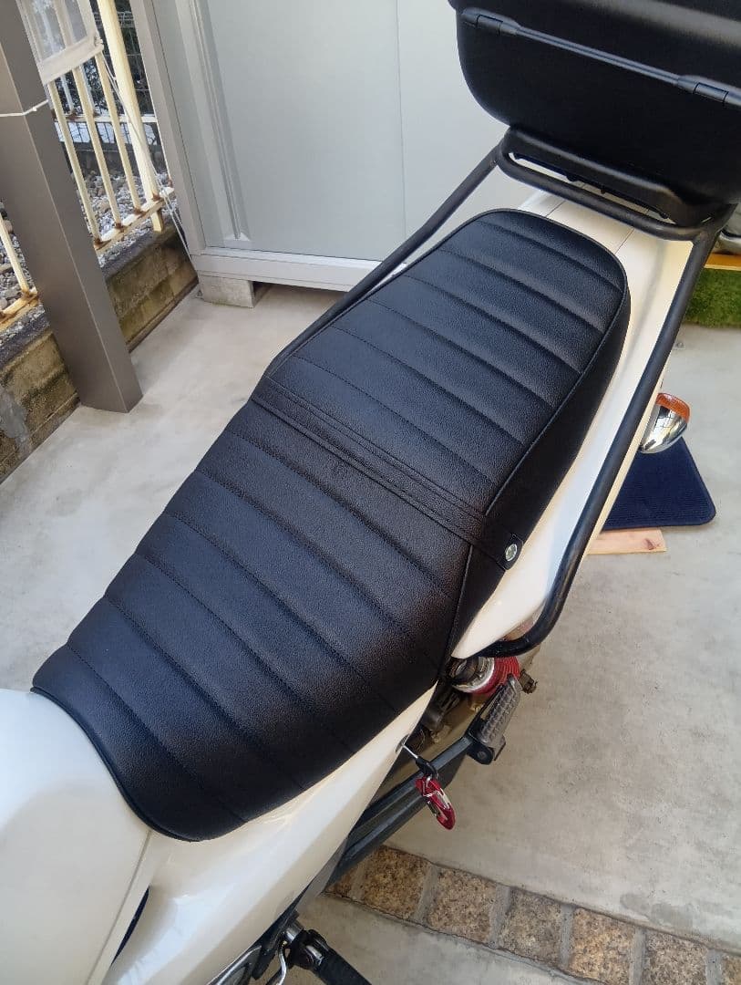 バリオス2 ZR250B-002〜外し　KING ROAD88 シート