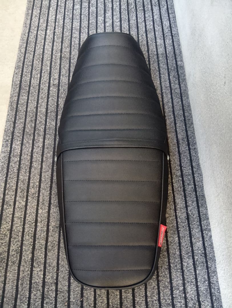 バリオス2 ZR250B-002〜外し　KING ROAD88 シート