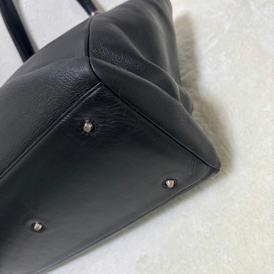 【希少】Pid トートバッグ A4可能 ブラック 撥水 革 チャーム付　肩掛け