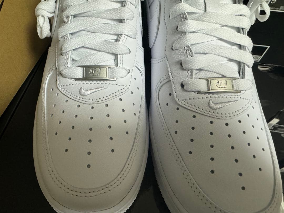 Nike Air Force 1 Supreme ホワイト-29