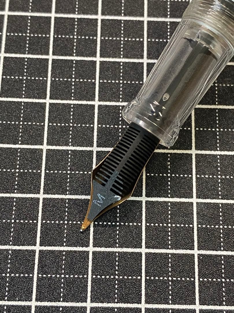 AURORA 88 Demonstrator 万年筆　字幅M