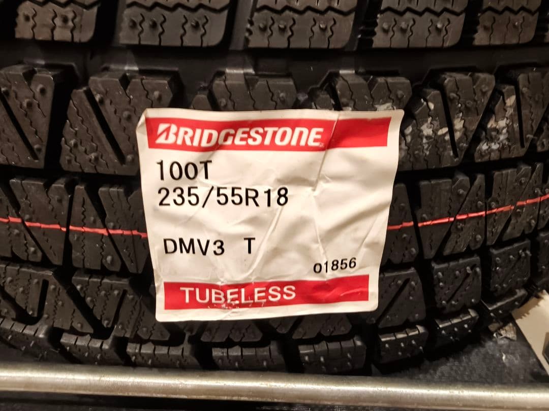 【新品】2025年製ブリヂストン DMV3 235/55R18 スタッドレス②