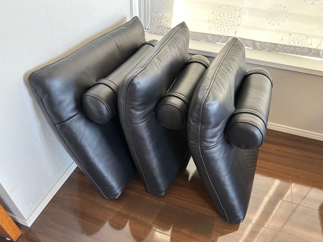 大塚家具LSコンフォート ソファー背もたれ3点セット 黒