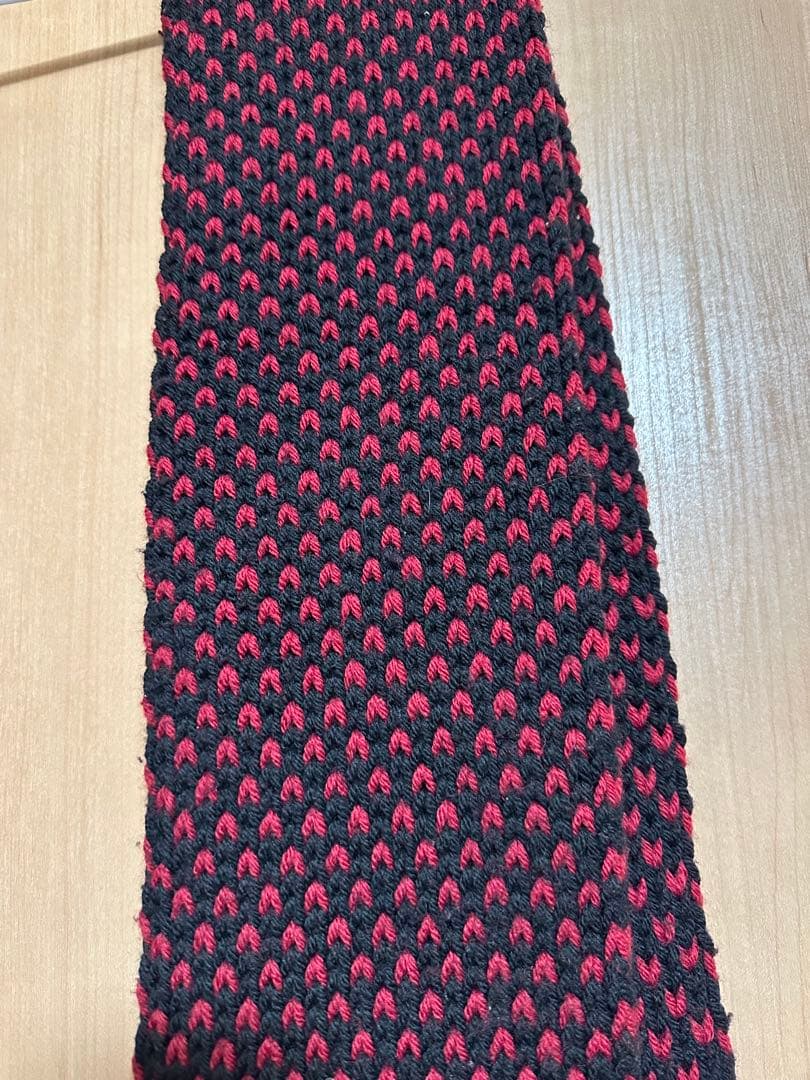 SAINT LAURENT 編み込みマフラー 黒赤