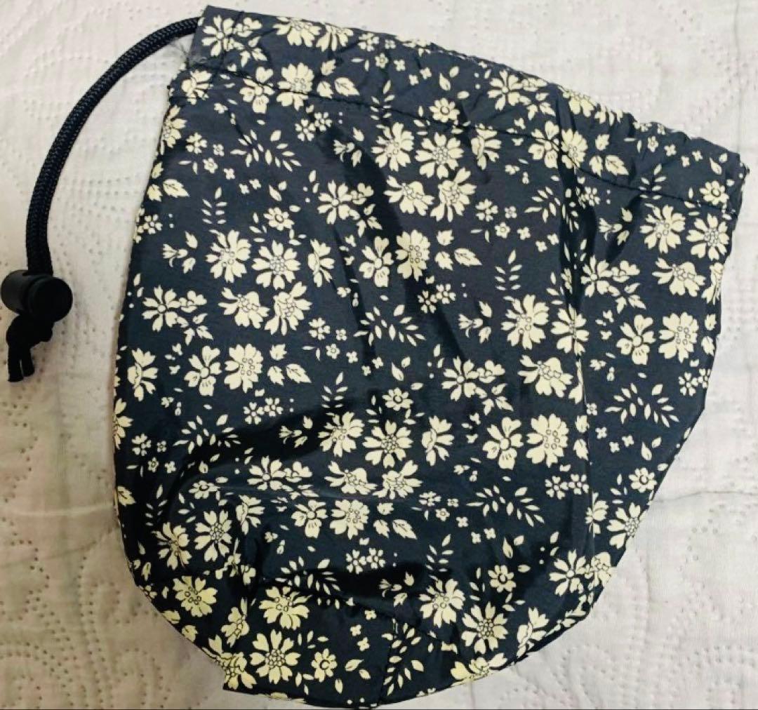 最終　ハグオーワー　モンロコラボ　リバティプリント ダウンジャケット