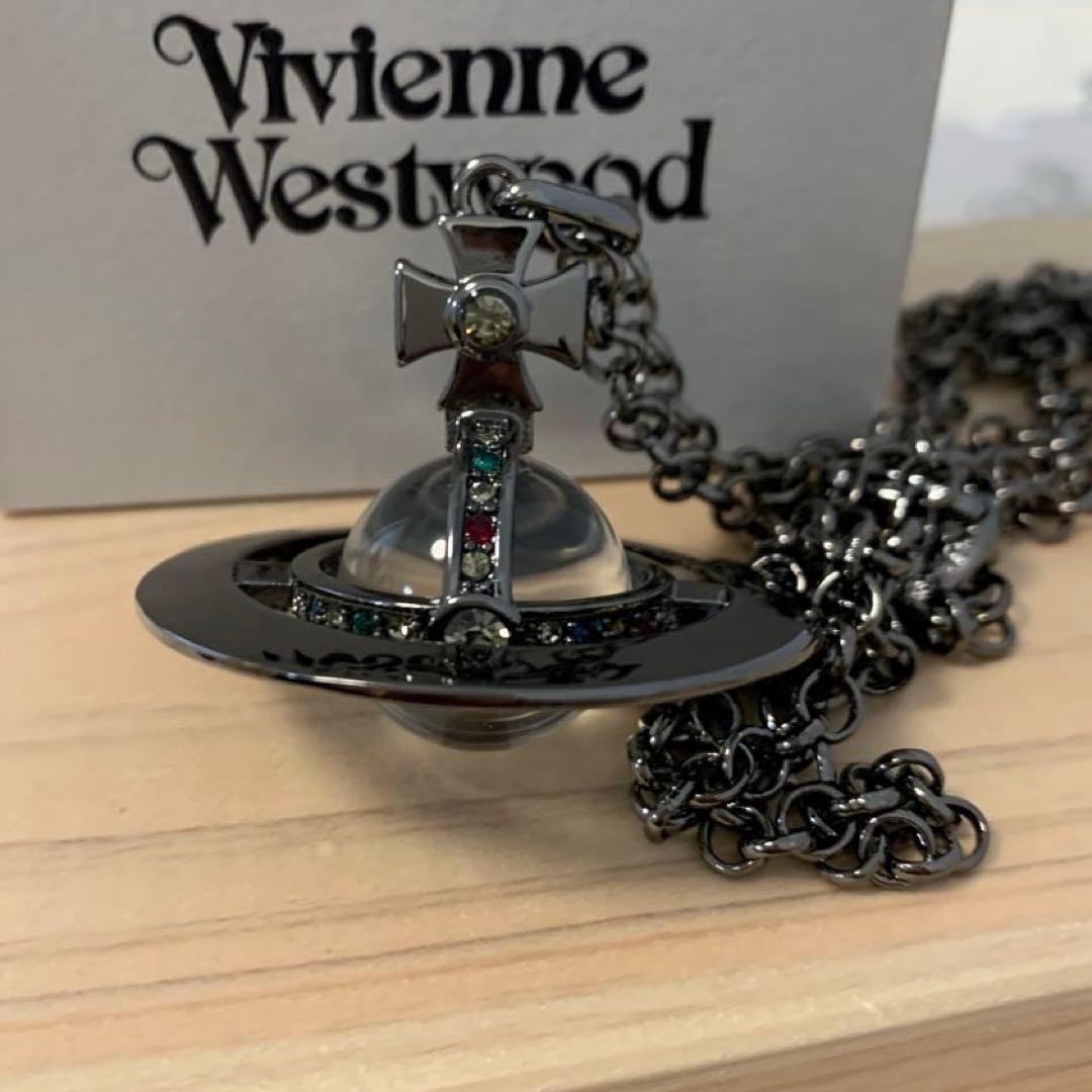 Vivienne Westwood 衛星モチーフネックレス
