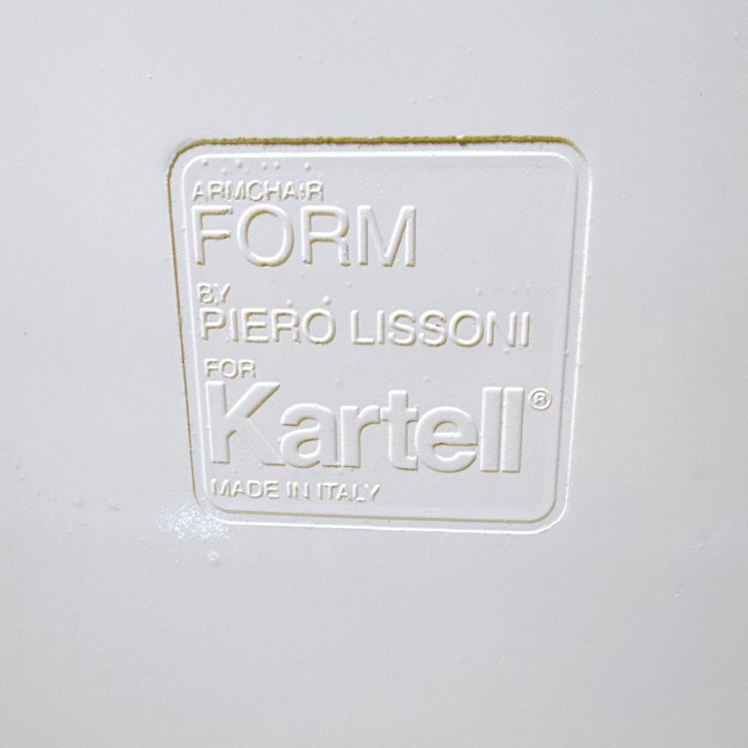 Kartell FORM アームチェア ピエロ・リッソーニ デザイナーズチェア