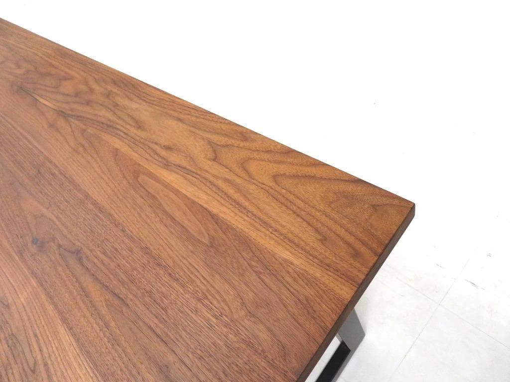 展示品　カーフ　ウォールナット　無垢材　ダイニングテーブル　北欧　モダン