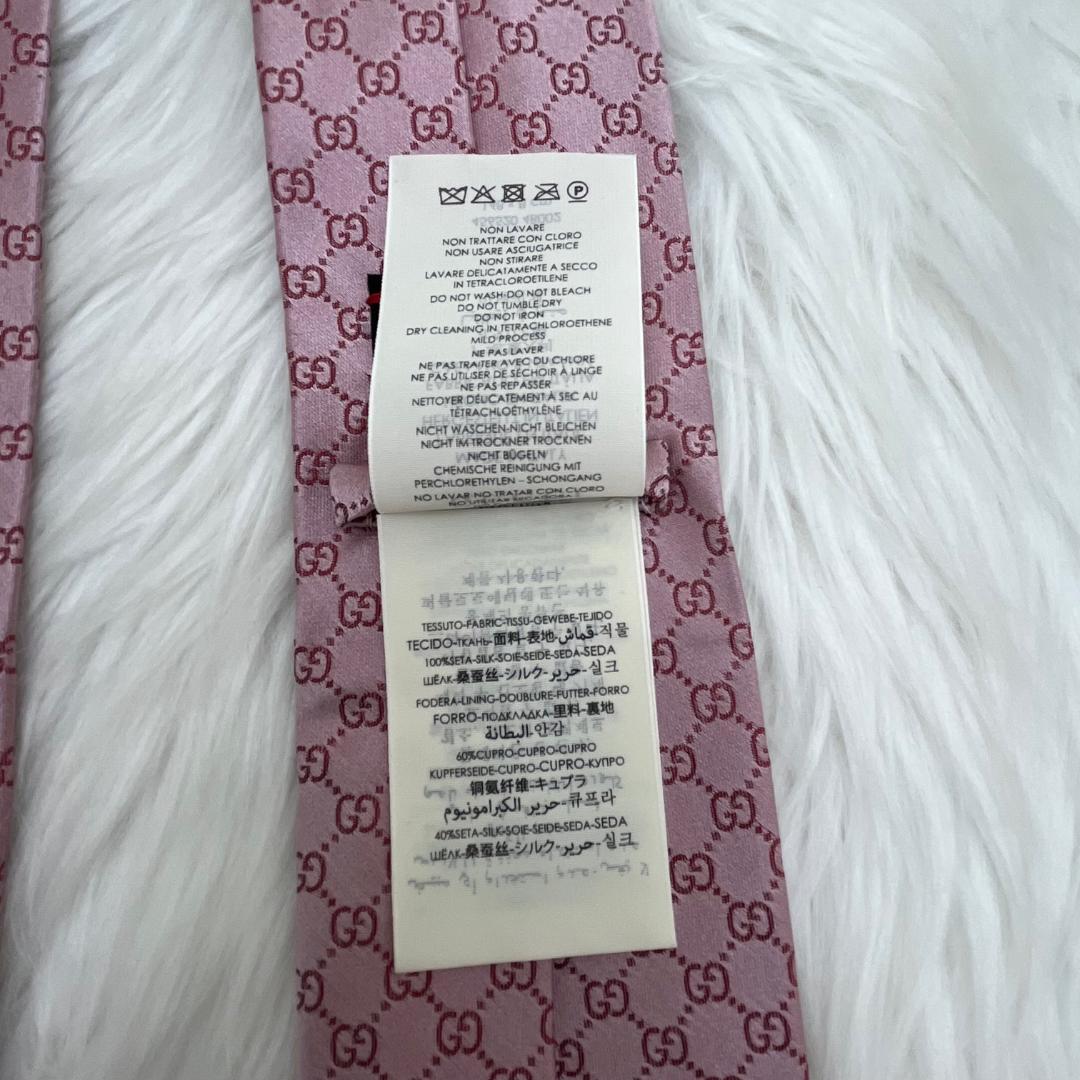 極美品✨グッチ　 GUCCI 　ネクタイ　シルク100％　ピンク　GG柄
