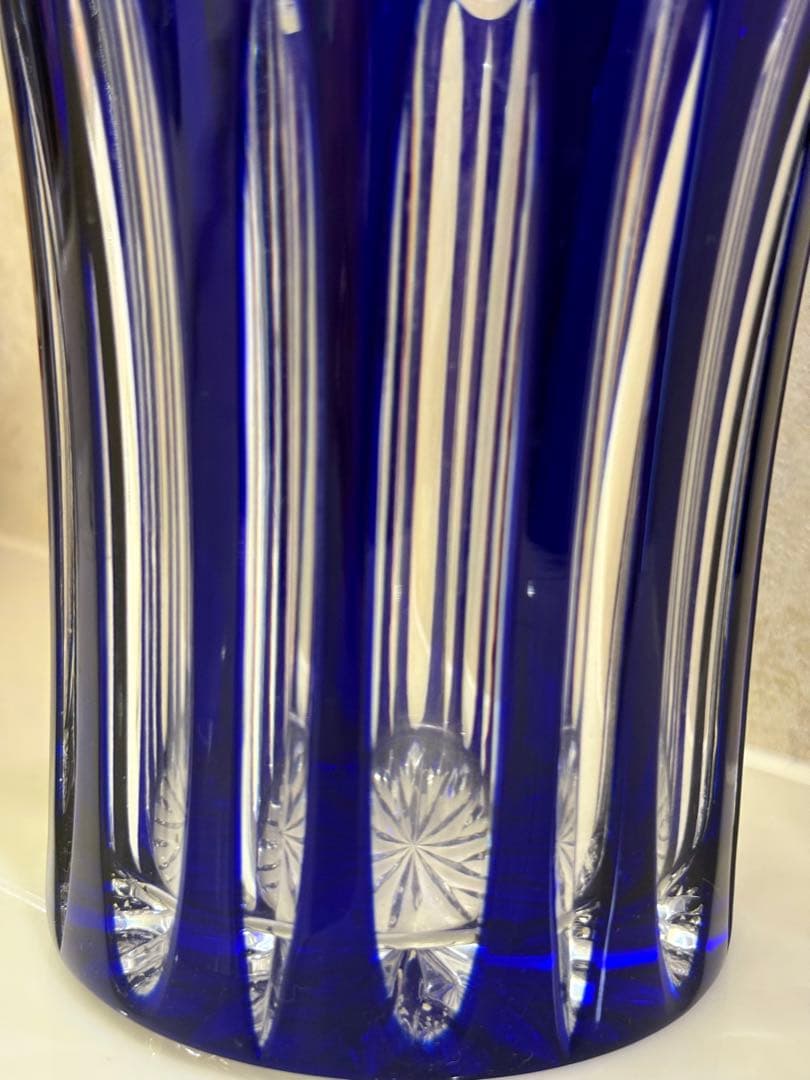 【美品】ドイツ製　ドレスデン　薔薇　クリスタル　歯付きボヘミアガラス　高さ26