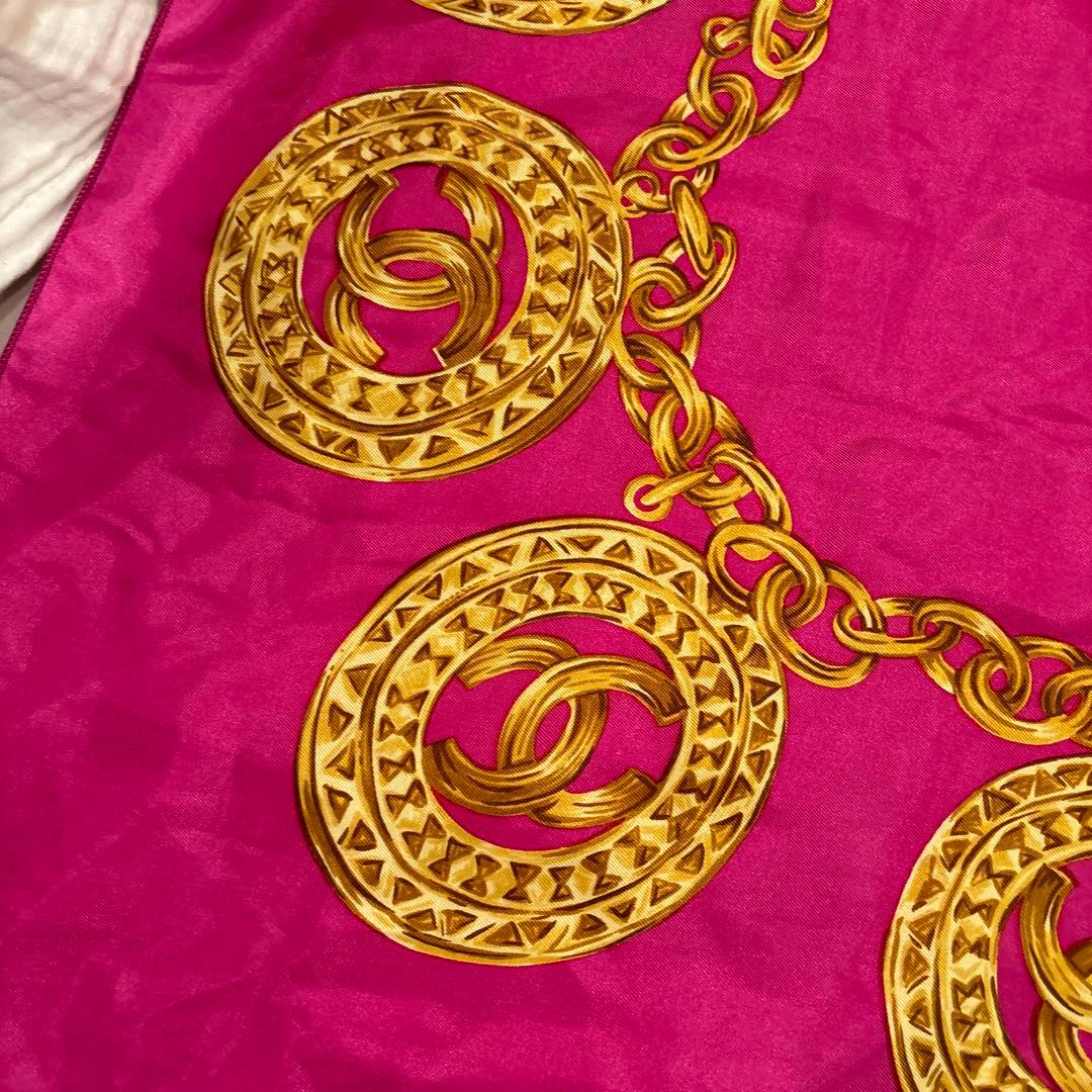 CHANEL ピンク ゴールドチェーン スカーフ