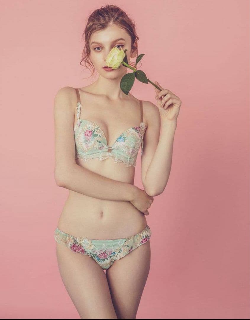 Wacoal L'ge 35G リボンブライギリスの宮殿E70-M