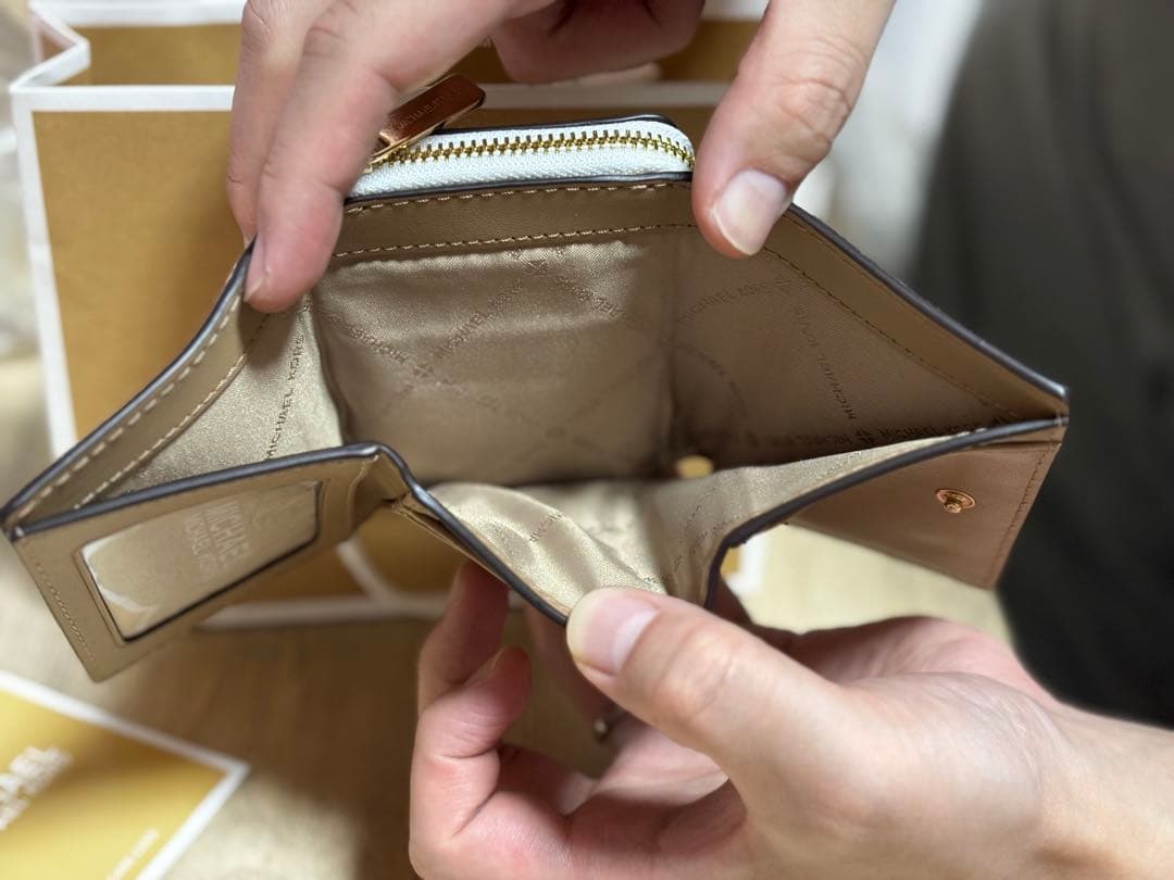 MICHAEL KORS 三つ折り財布 ホワイト