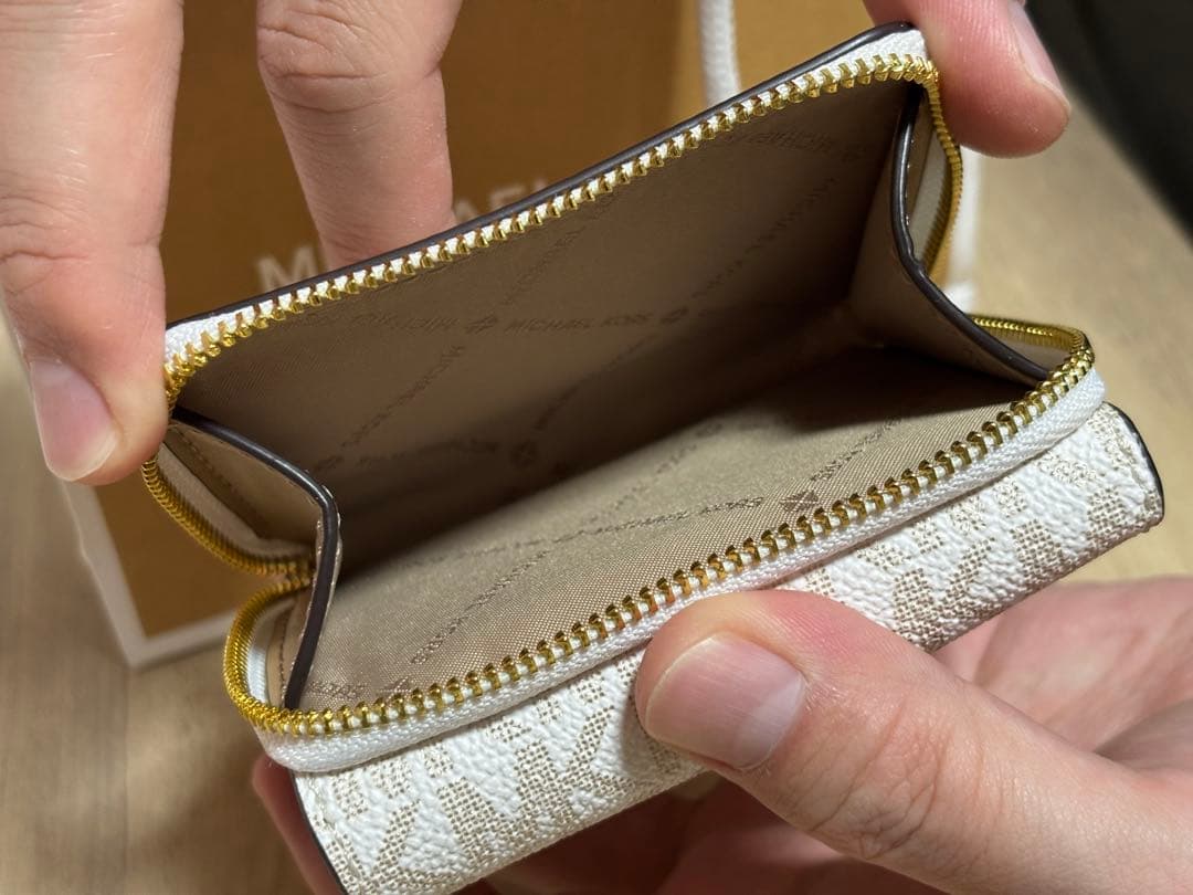 MICHAEL KORS 三つ折り財布 ホワイト