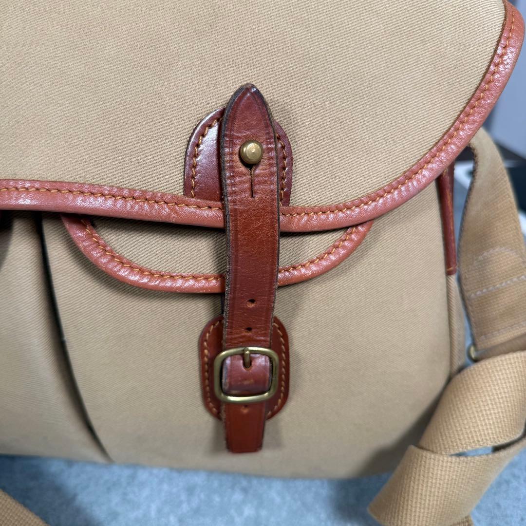 大人気 ブレディ アリエルトラウト メッセンジャーバッグ キャンバス ベージュ