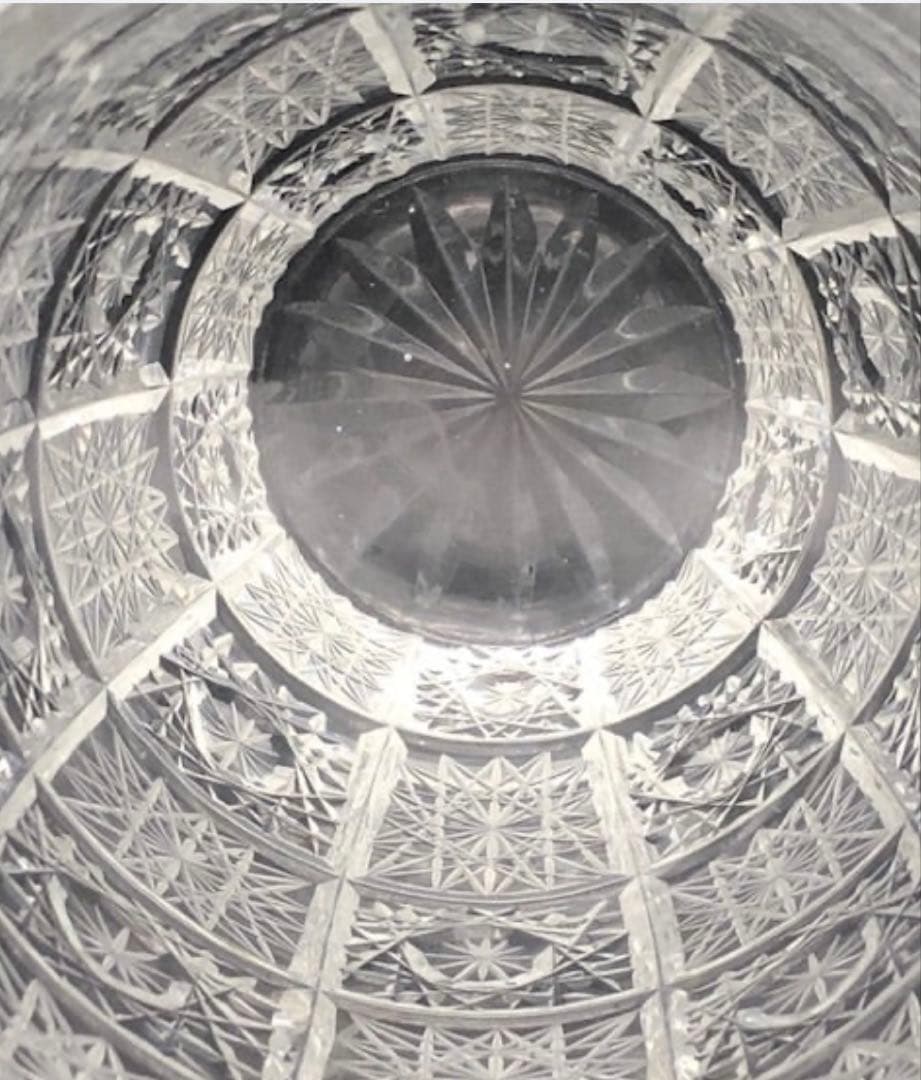 最高級・ボヘミアンガラスの花瓶