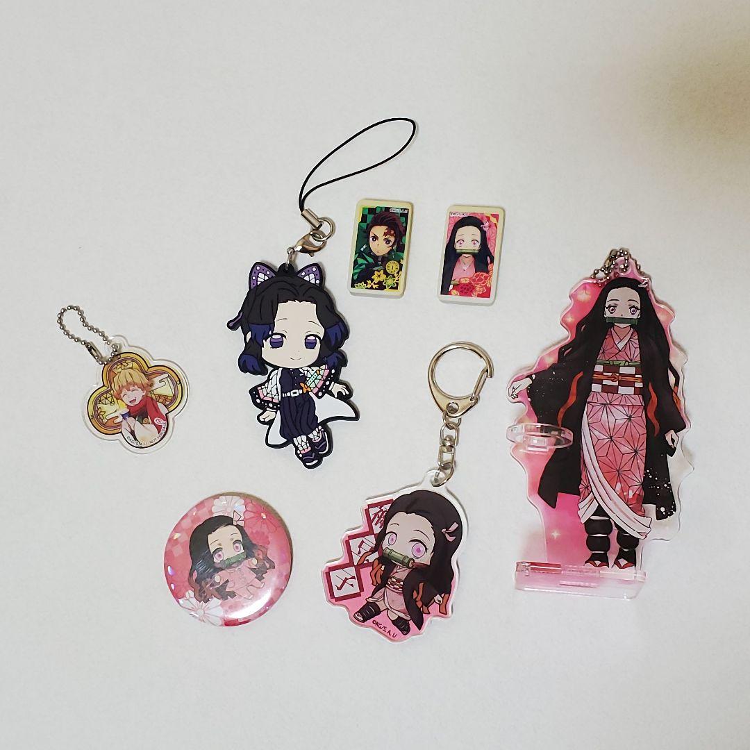 鬼滅の刃 ぬいぐるみ 塗り絵 日めくりカレンダー 缶 ステッカー等まとめ売り