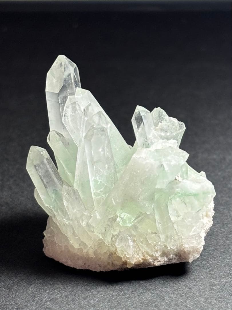 貴重　マダガスカル産　グリーンファントムクラスター　34g 品薄　希少