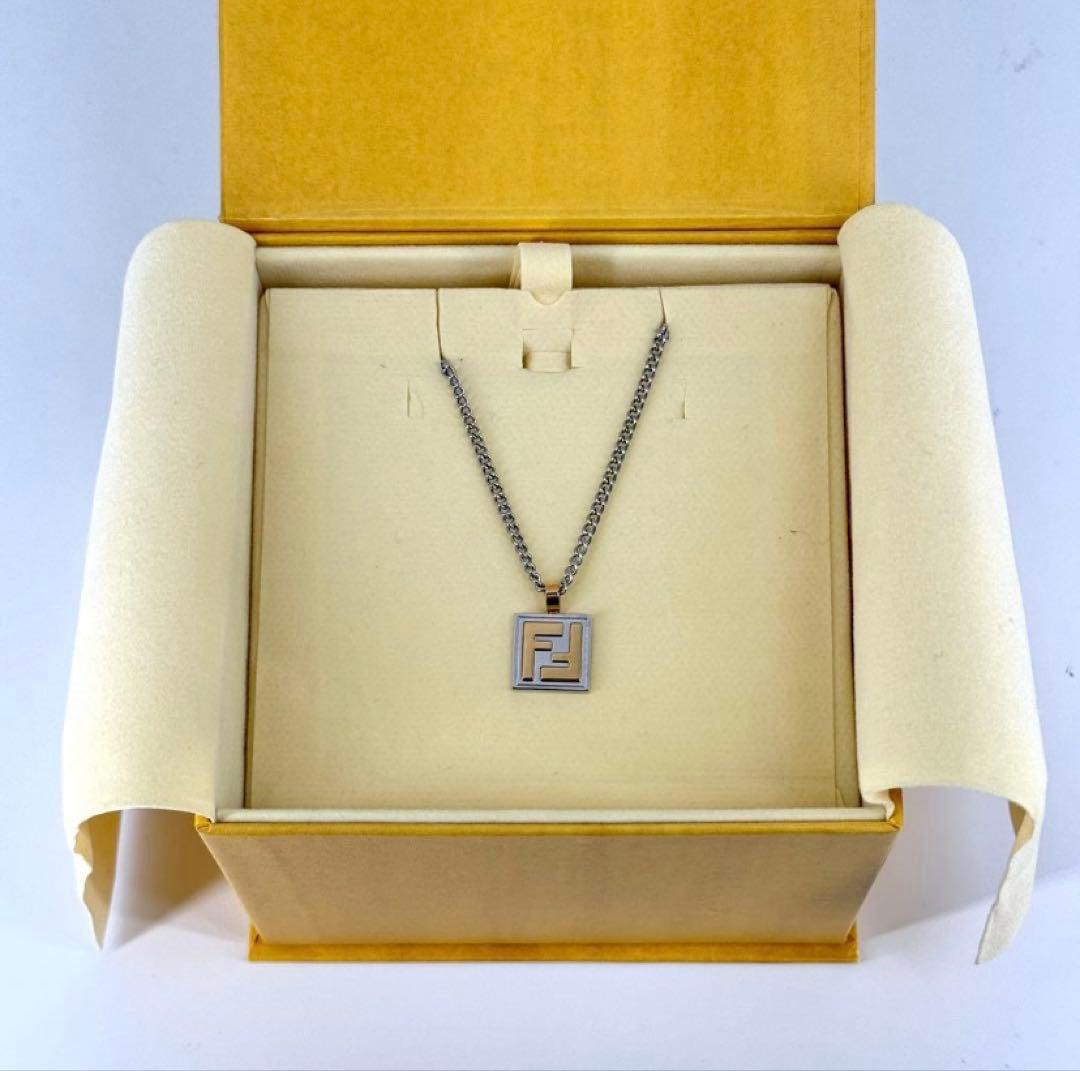 FENDIネックレス FFロゴ シルバー ゴールド 現行 フェンディ パラジウム