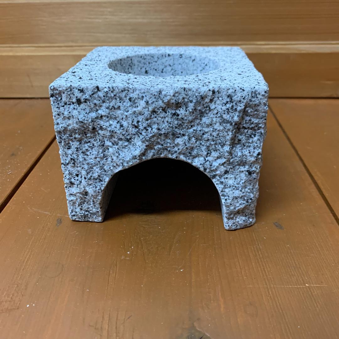 爬虫類　角型シェルター　6