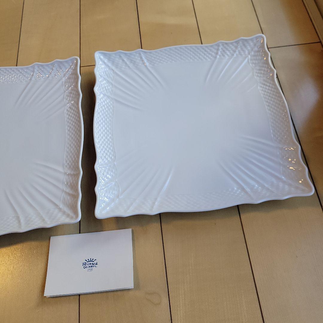 リチャードジノリ　ベッキオホワイト　スクエアプレート２枚