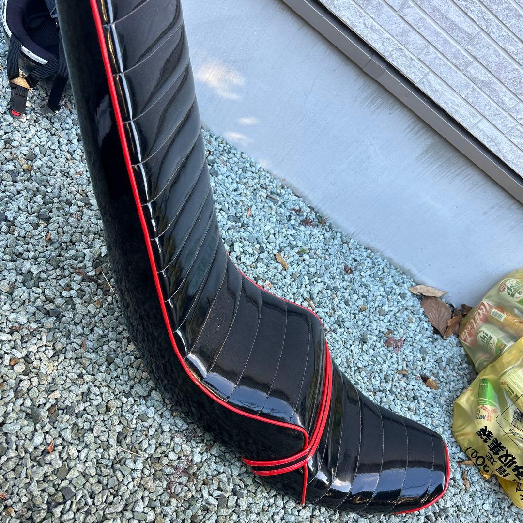 バンディット250 後期型シート 黒 赤 キルティング gj77a