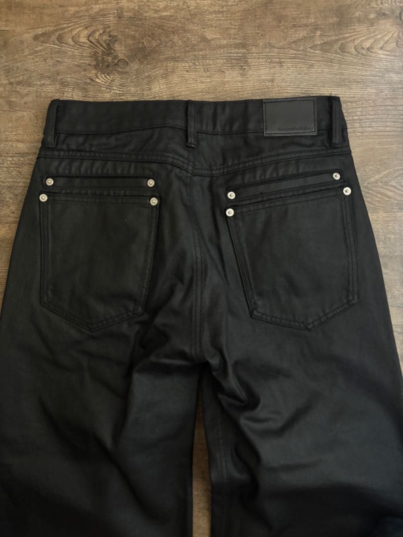 パンツ Stacked Oil Coating Loose Fit Pants