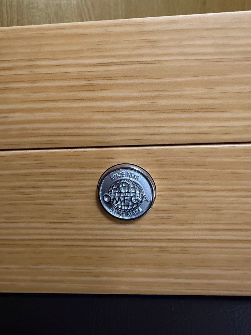 OMEGA 木製時計ケース(時計なし)