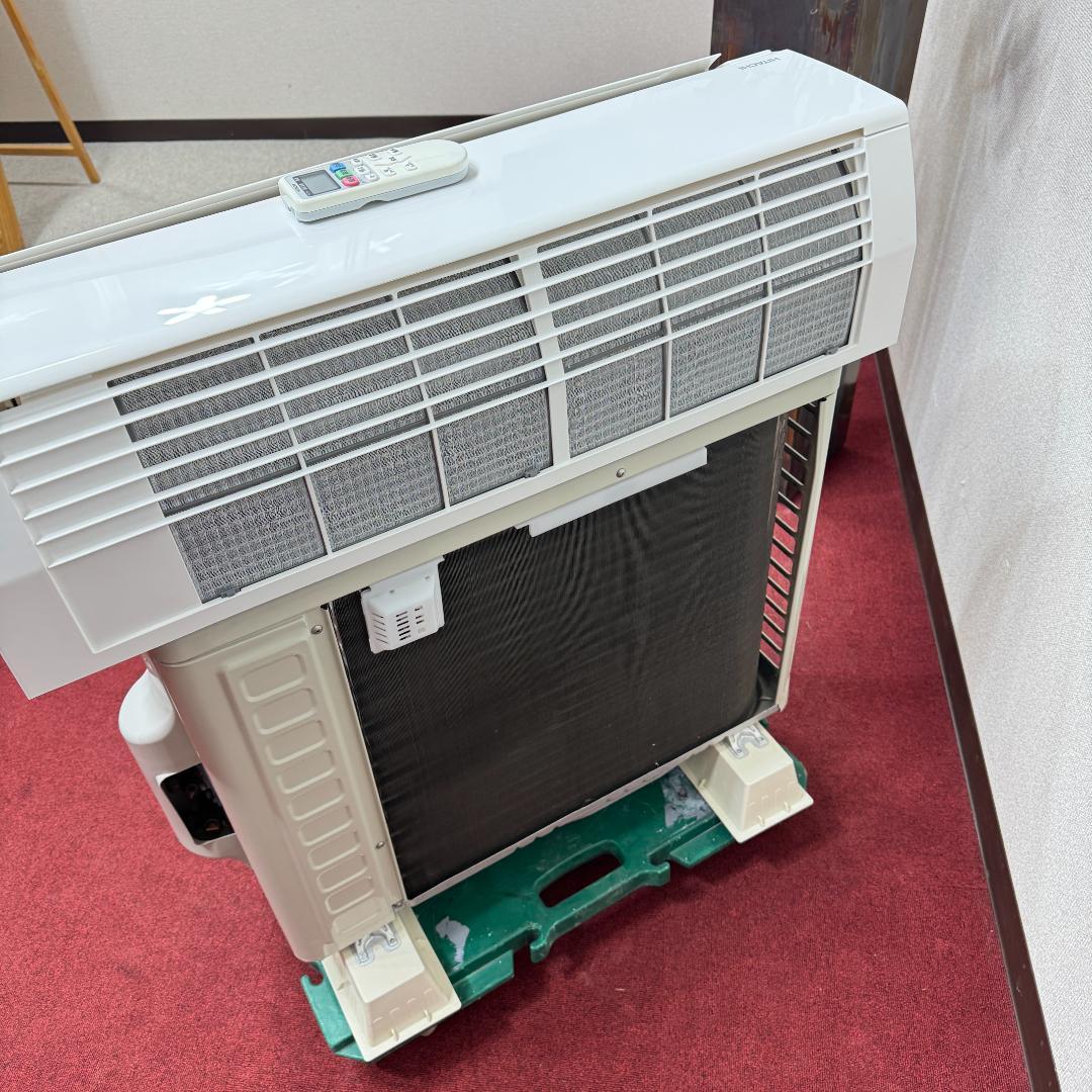 東京23区配送無料　美品日立2.2kw　2022年製　6畳用　洗浄/除菌済み