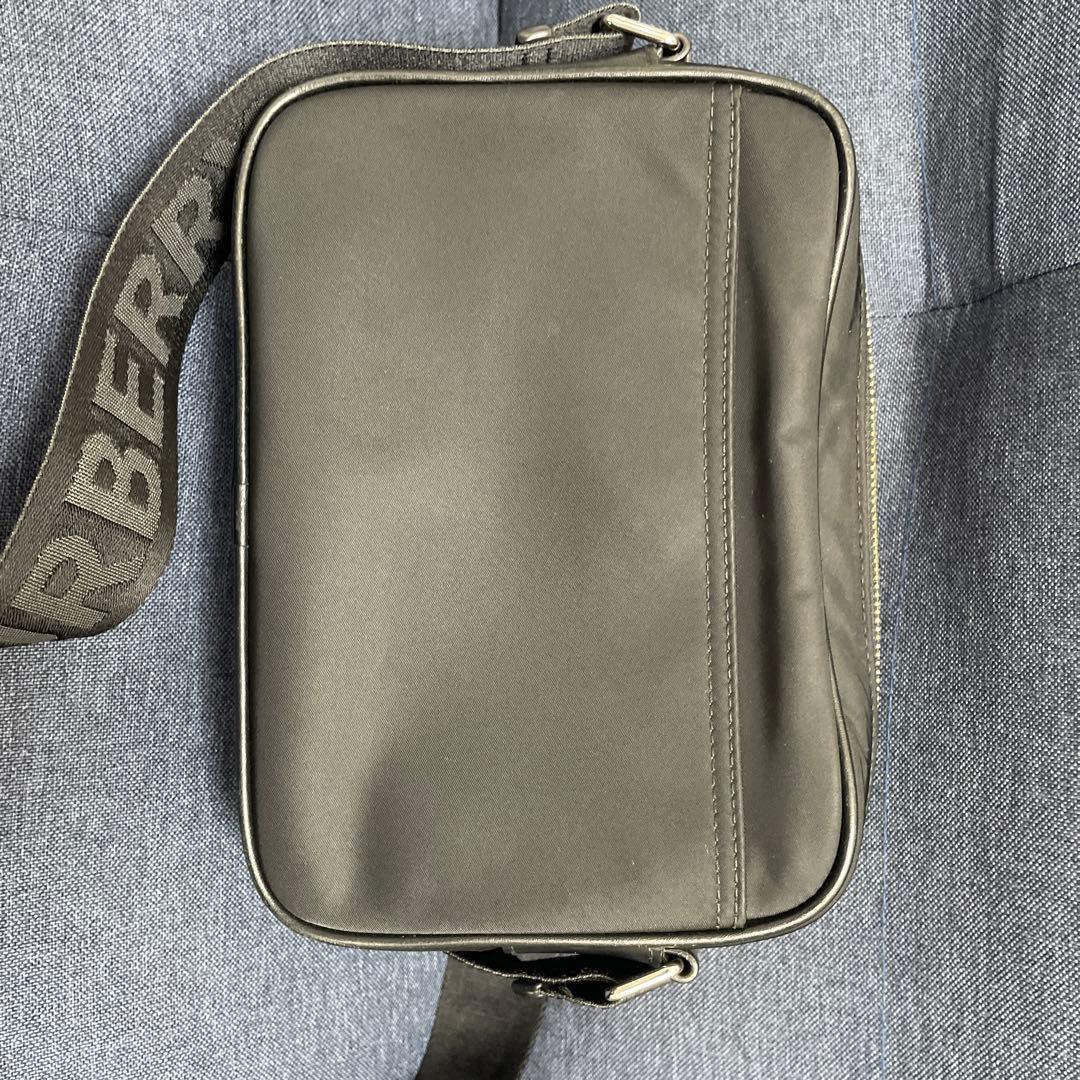 Burberry メンズショルダーバック