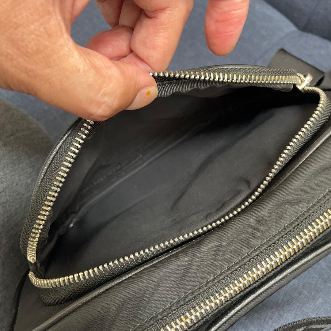 Burberry メンズショルダーバック