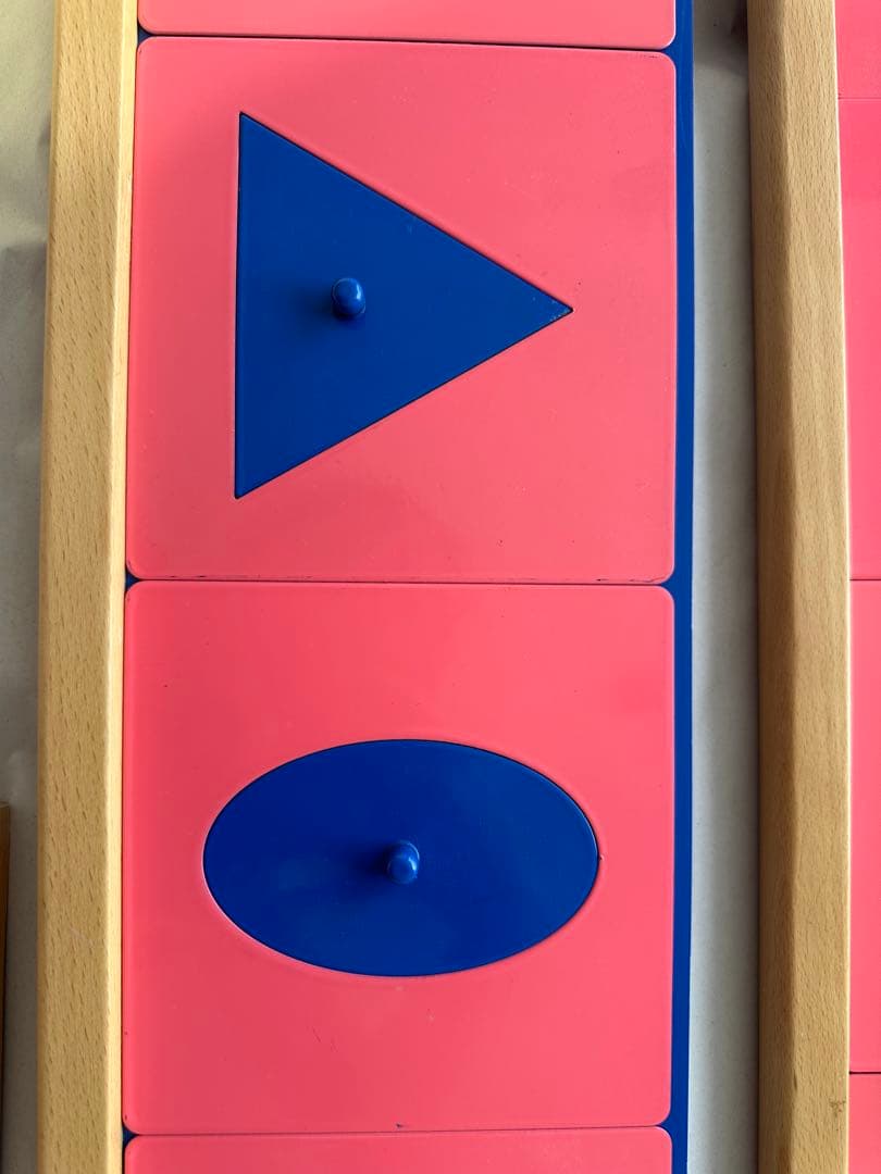 モンテッソーリ　メタルインセッツ+トレーシングトレー　　+紙+「木製パズル３点」