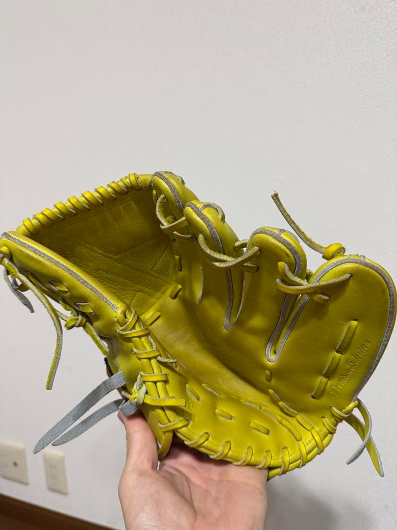 Mizuno Pro 硬式グローブ 黄色
