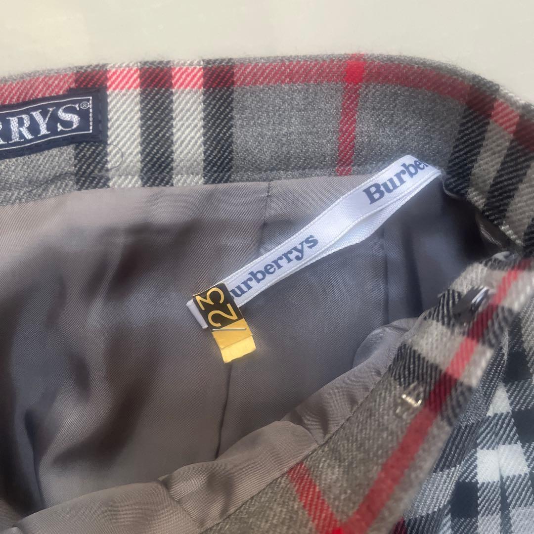 【BURBERRYS】チェック柄プリーツロングスカート　クリーニング済み