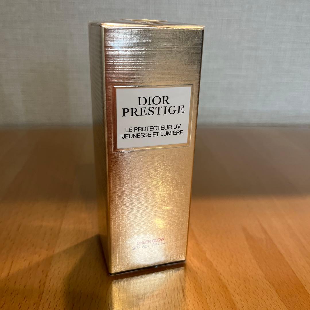 ディオール プレステージ ホワイト ル プロテクターUVルミエール シアーグロー