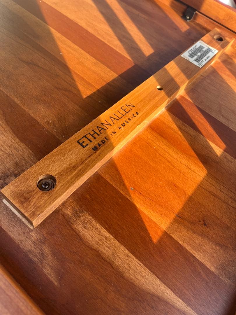 イーセンアーレン　テーブル　センターテーブル　リビングテーブル