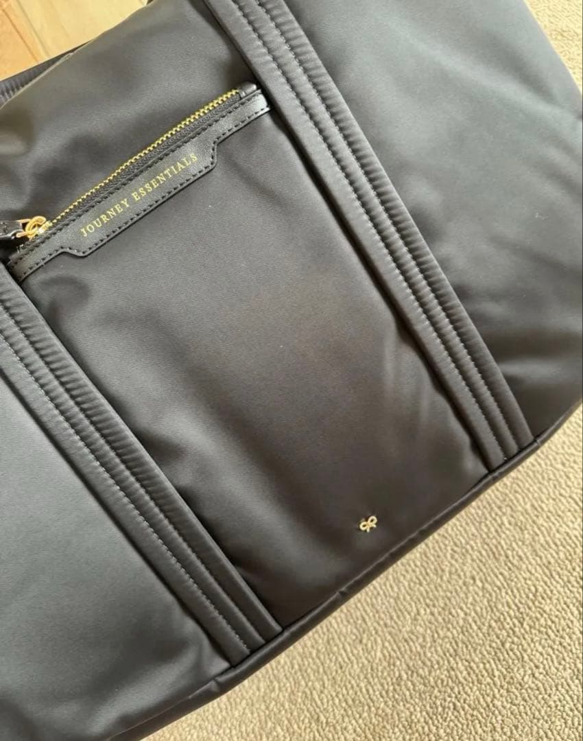 ANYA HINDMARCH アニヤハインドマーチ　「24 Hour」