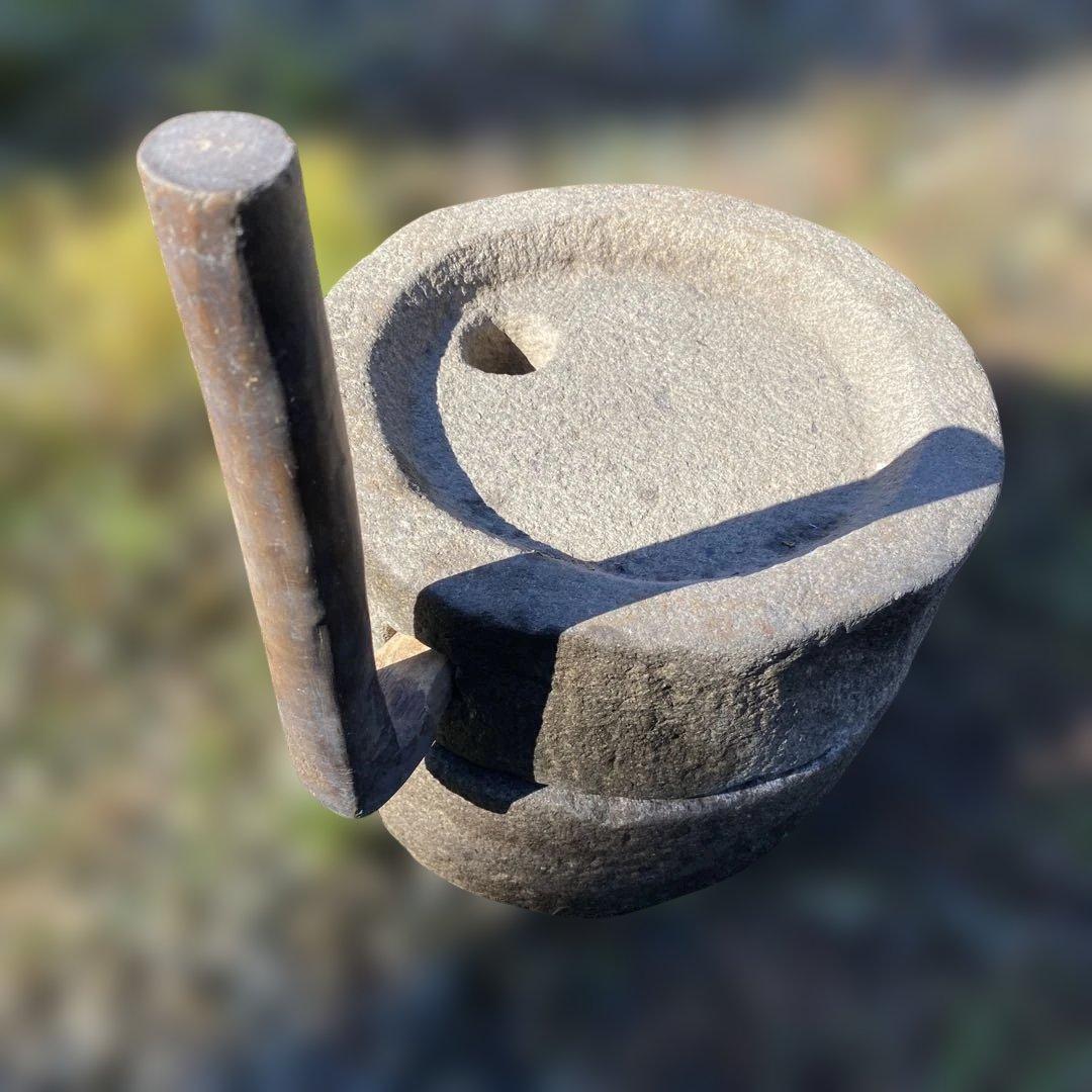 天然石製 石臼　直径約20cm 骨董　古民具