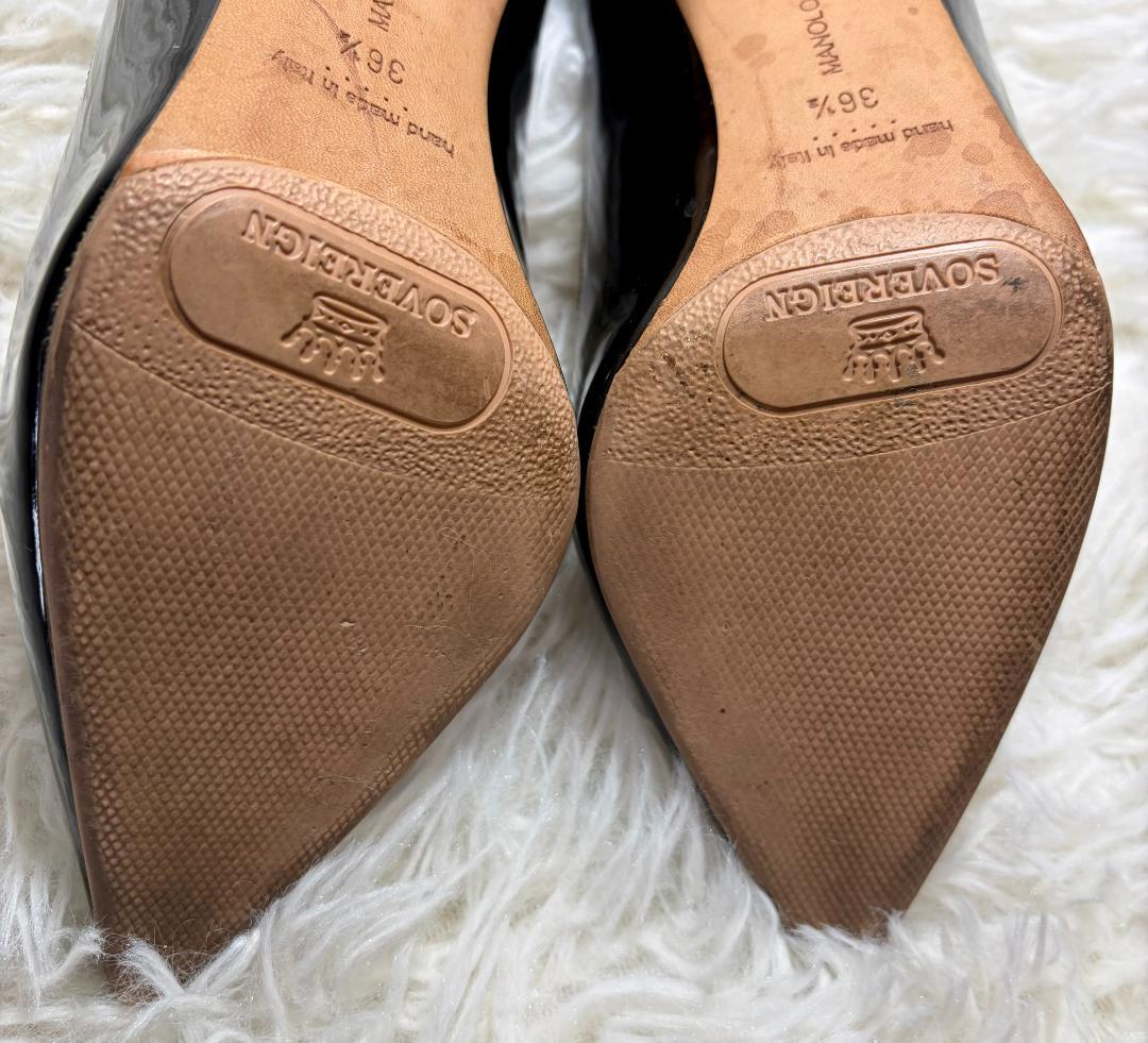 マノロ・ブラニク ポインテッドトゥ パンプス エナメル 黒 23.5㎝