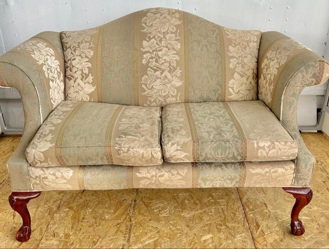 523 チェア イーセンアーレン ソファ 3人 猫脚 クラシック 大塚家具　b