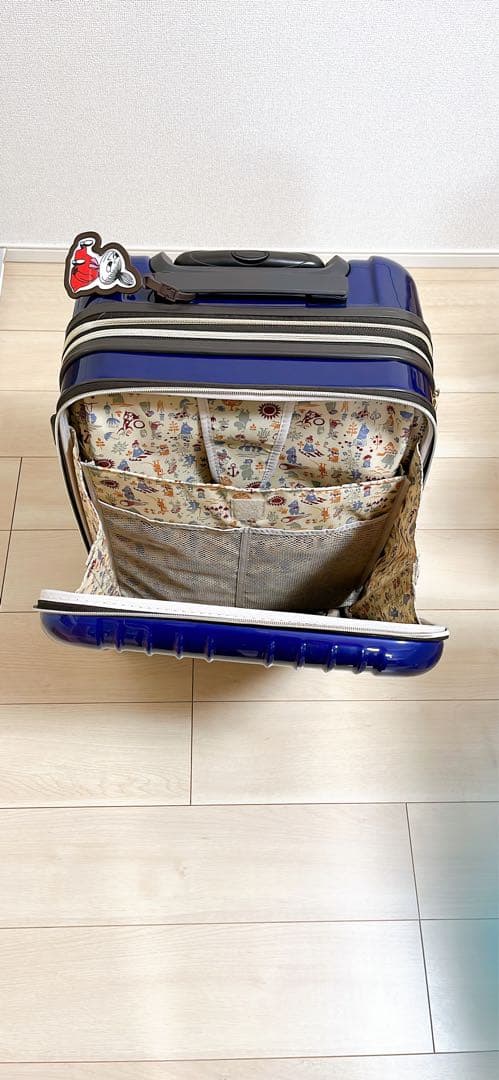 ムーミン フロントオープン型キャリーケース53L
