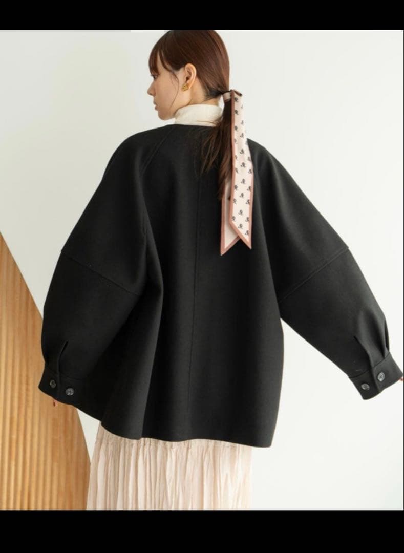 hinari ウェーブデザインミドルコート