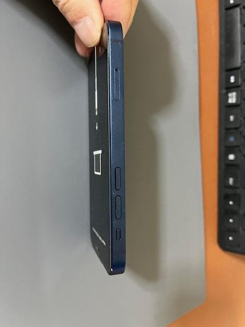 【ぴこぷぅ】iPhone 12 mini 64GB ジャンク